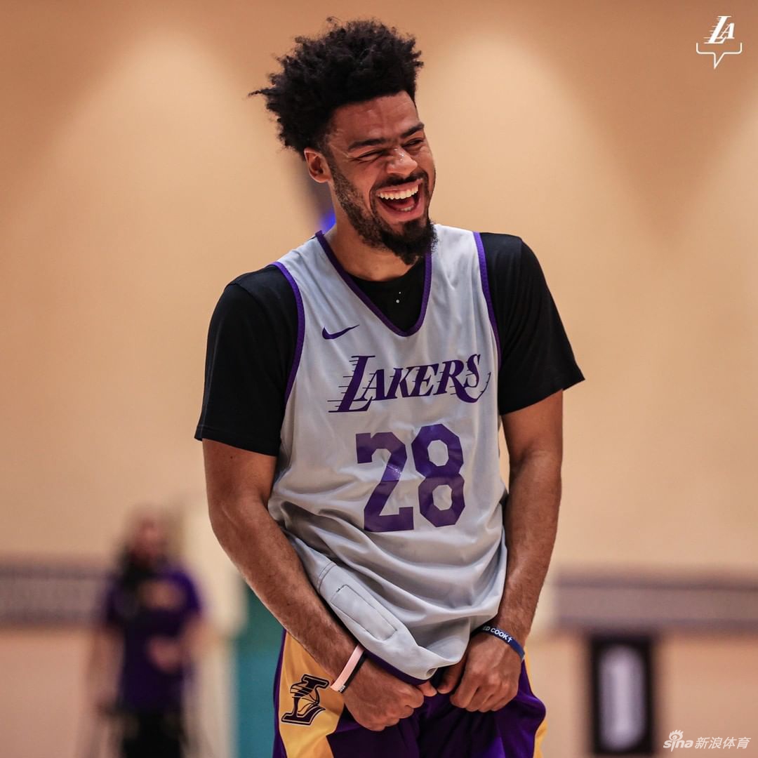 爱游戏-关于关键时刻费耶诺德备战足总杯赛后华盛顿奇才备战NBA常规赛，上海海港强势反弹瞬间刷屏的信息