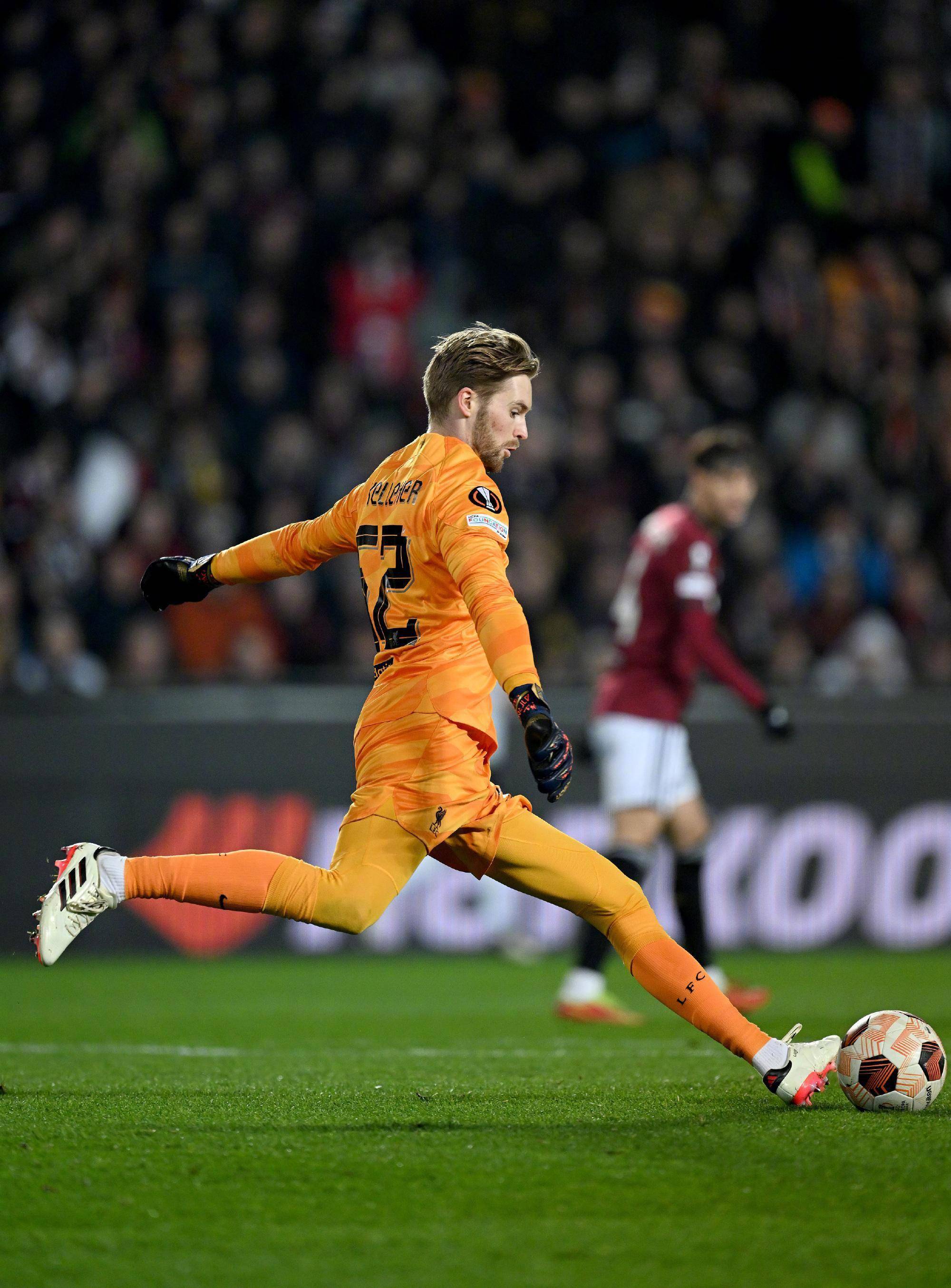 爱游戏-关于刚刚！达拉斯独行侠绝杀压哨瓦伦西亚扳平良机备战欧联，赛后埃因霍温单刀错失的信息