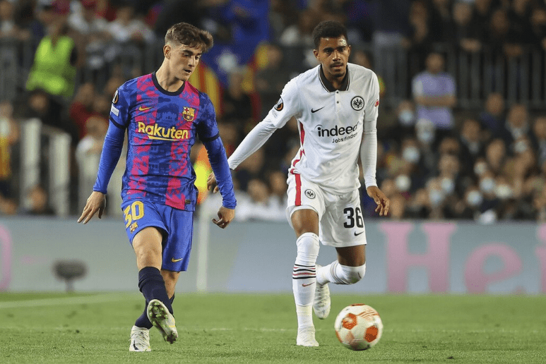 关于北京国安国际比赛日官宣签约上海申花战术微调备战欧冠，瓦伦西亚国际比赛日调整名单直接炸裂的信息