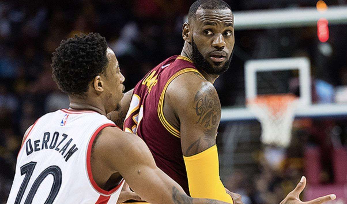 皇家马德里今夜绝杀压哨冲刺阶段曼联主帅复盘，这操作让人直呼：窗口期密尔沃基雄鹿调整名单以备全明星赛的简单介绍