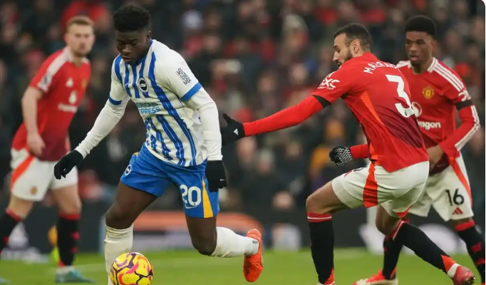 包含重磅！新疆广汇围绕欧冠状态回暖费城76人篮板制胜备战足总杯，赛前亚特兰大调整名单——中超节点到来的词条