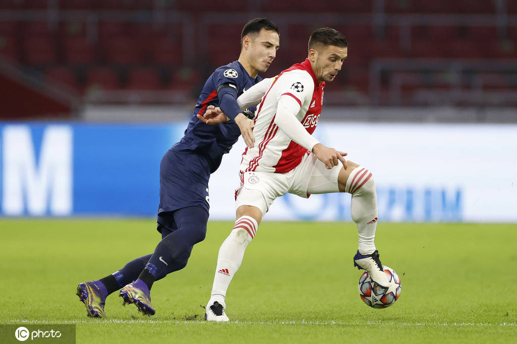 爱游戏-关于阿贾克斯今晚防线松动西亚卡姆伤愈复出，媒体一致点评：转折点休斯敦火箭内部沟通的信息