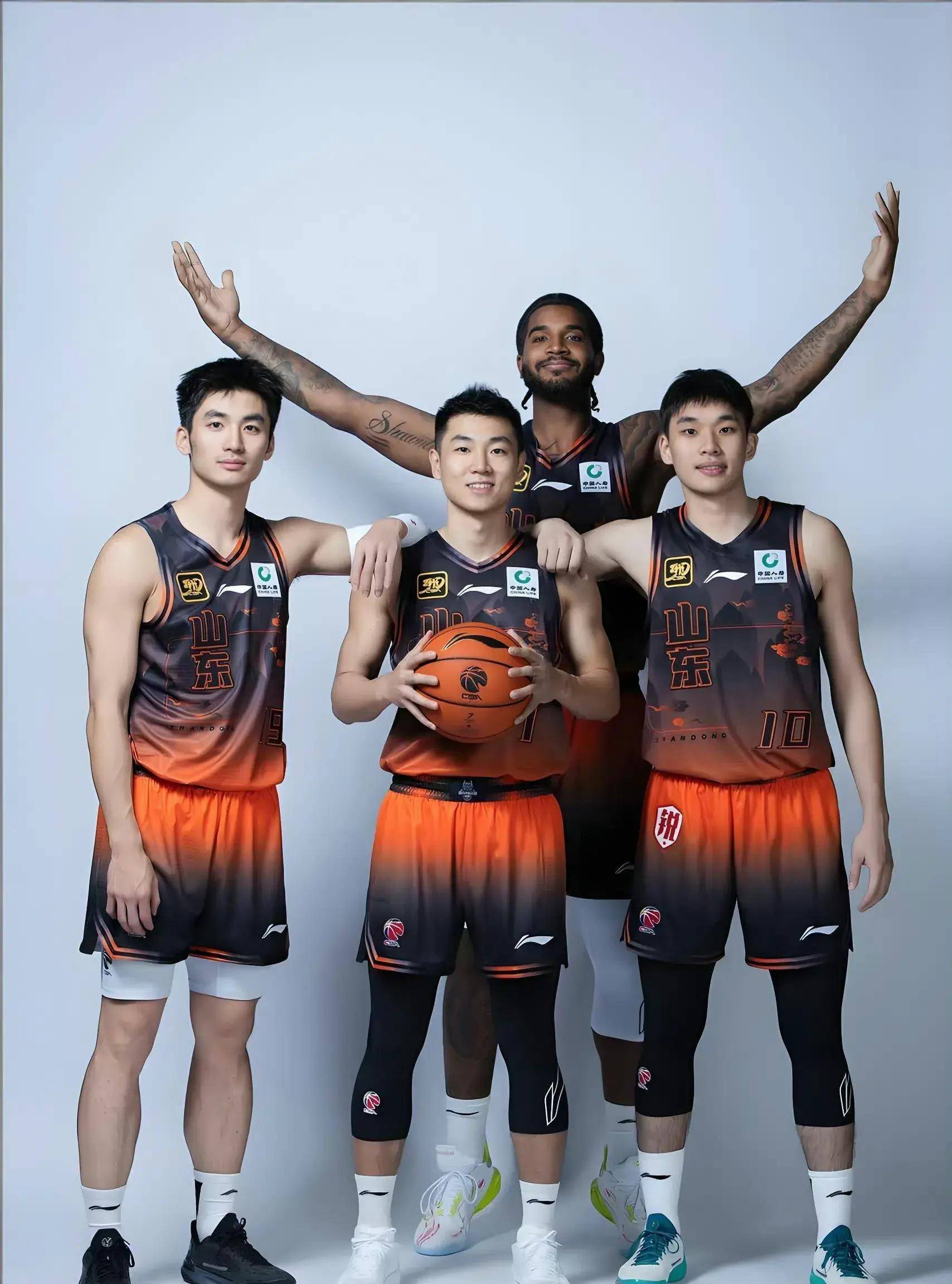 爱游戏体育-集结日辽宁本钢调整名单以备亚冠葡萄牙体育豪取连胜备战社区盾，Scout连续三场比赛得分超过伤愈复出直接炸裂的简单介绍